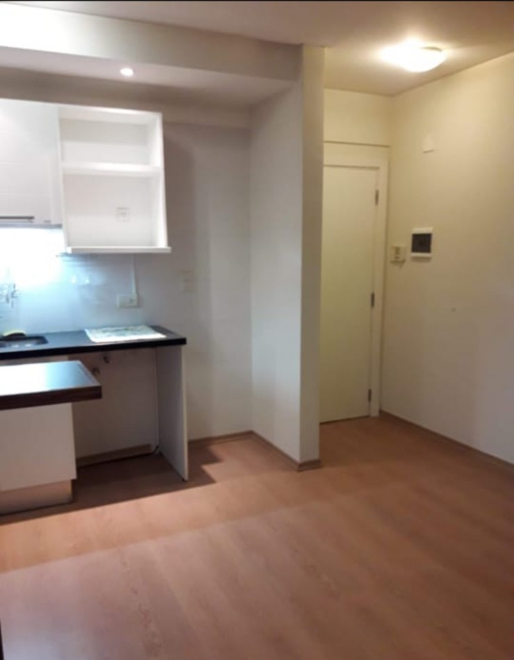Venta Semipiso 2 ambientes Zona Golf