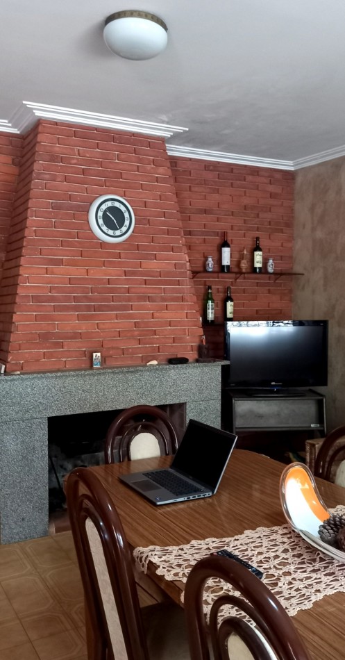 VENTA PARA EMPRENDIMIENTO EN ESQUINA CON LOTE Y CHALET. ZONA ALFAR