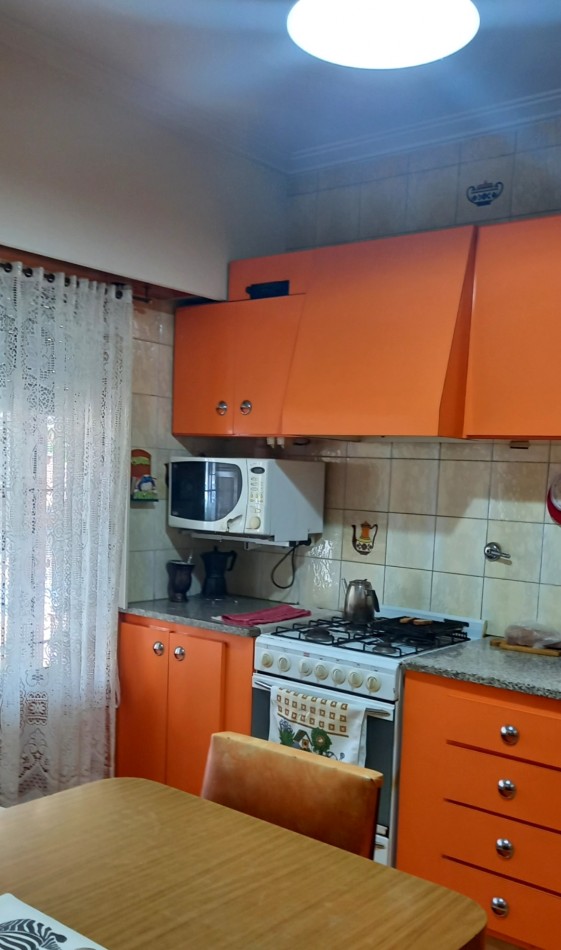 VENTA PARA EMPRENDIMIENTO EN ESQUINA CON LOTE Y CHALET. ZONA ALFAR