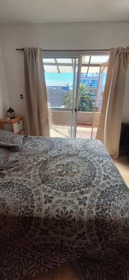 DEPARTAMENTO EN PH DE 2 AMBIENTES CON BALCON TERRAZA Y COCHERA.